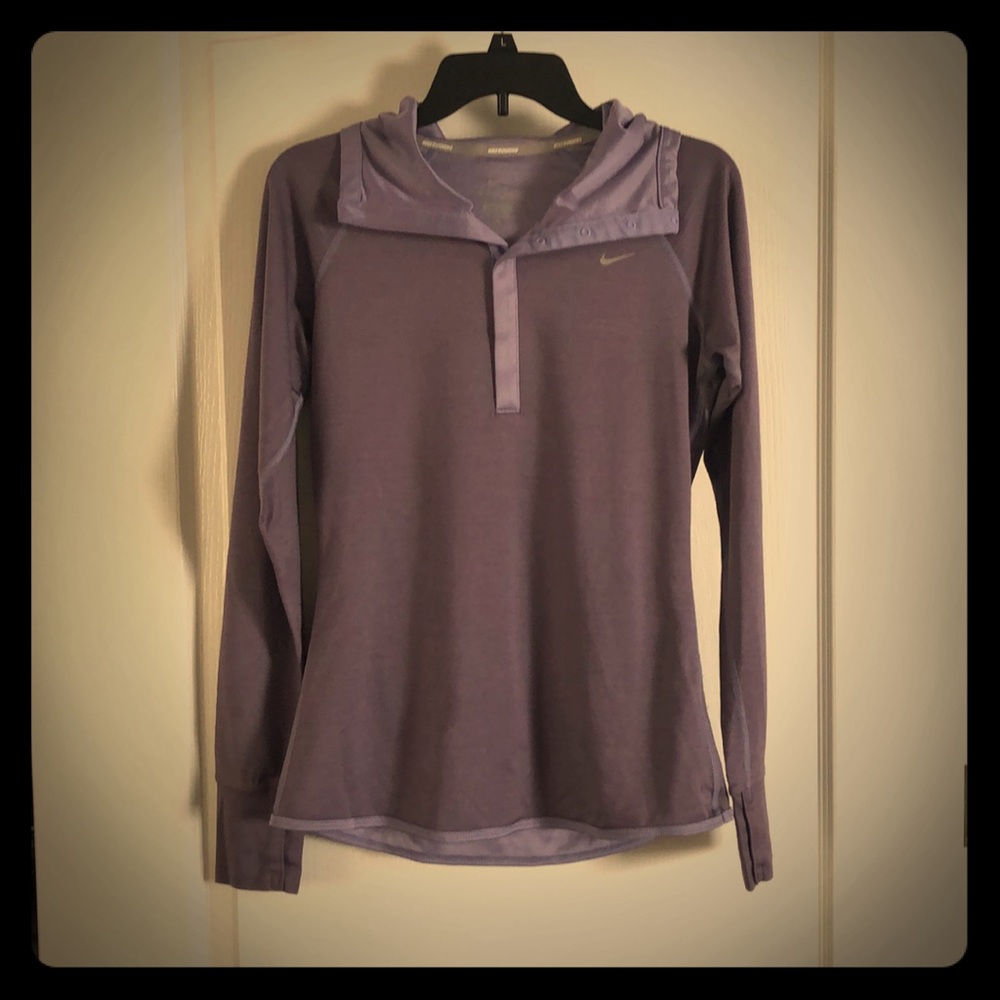 💜Nike Running long sleeve top - Sz M 💜